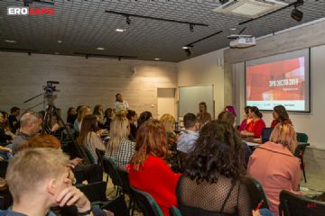 ����˹����չ���ʡ��佱��ʽ����ҵ��̳ͼƬ40