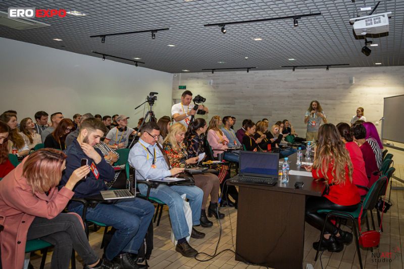 ����˹����չ���ʡ��佱��ʽ����ҵ��̳ͼƬ42