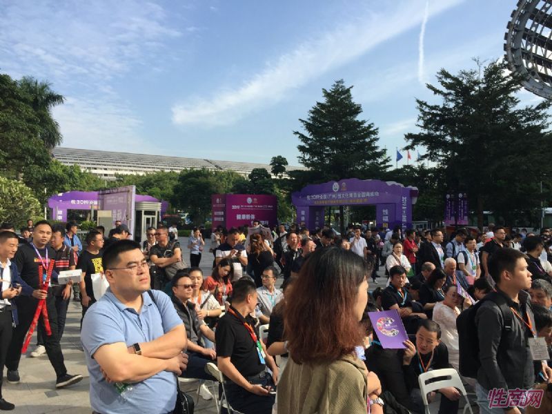 9��Ļʽ�ֳ������˴�������