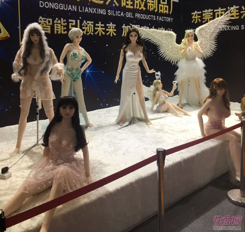 东莞连兴的实体娃娃展示