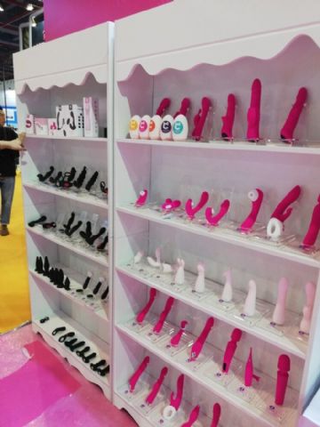 �������Ļ��ڲ�չ��ҵ  (8)