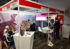 �¹�ĳ�������չ��