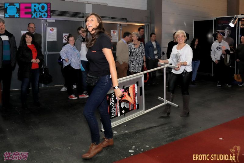 չ�ݹ�����Ա���ڰᶯչ��