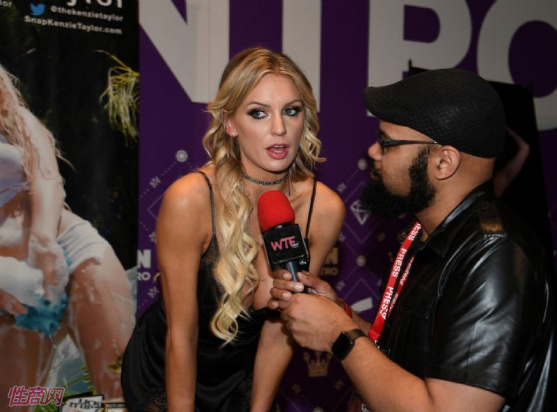 ��˹ά��˹����չAVNShow-����Ӱ�� (11)