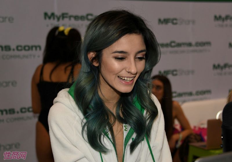 ��˹ά��˹����չAVNShow-����Ӱ�� (15)