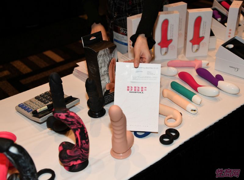 ��˹ά��˹����չAVNShow-��չƷ�� (49)