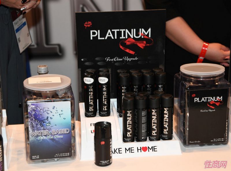 ��˹ά��˹����չAVNShow-��չƷ�� (77)