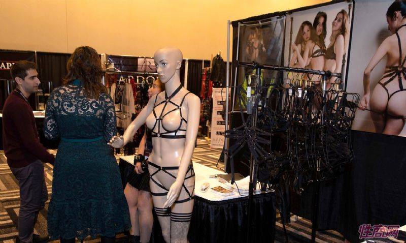 ��˹ά��˹����չAVNShow-��չƷ�� (167)