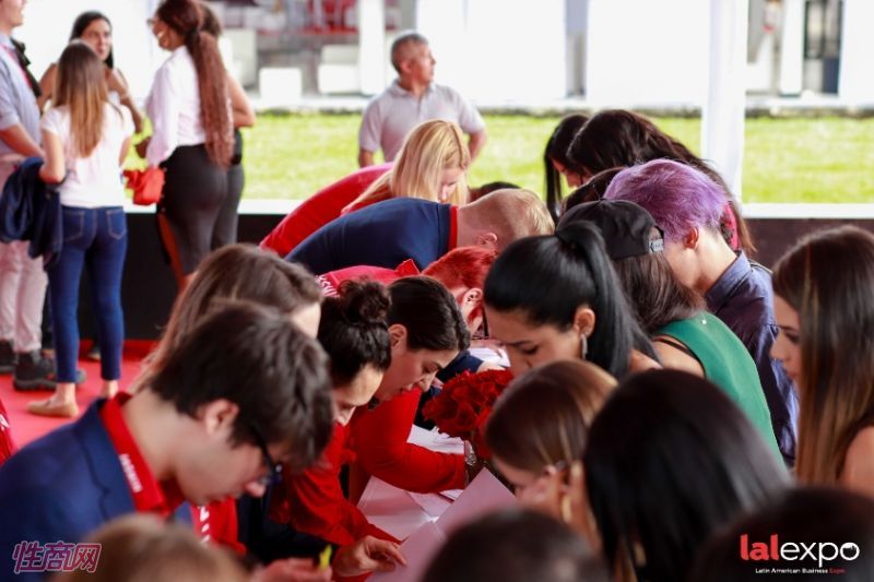 ��������չlalexpo-���ֻ� (17)