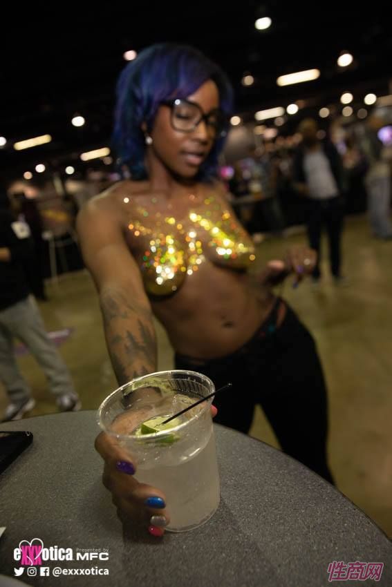 ֥�Ӹ����չexxxotica-����Ӱ�� (22)