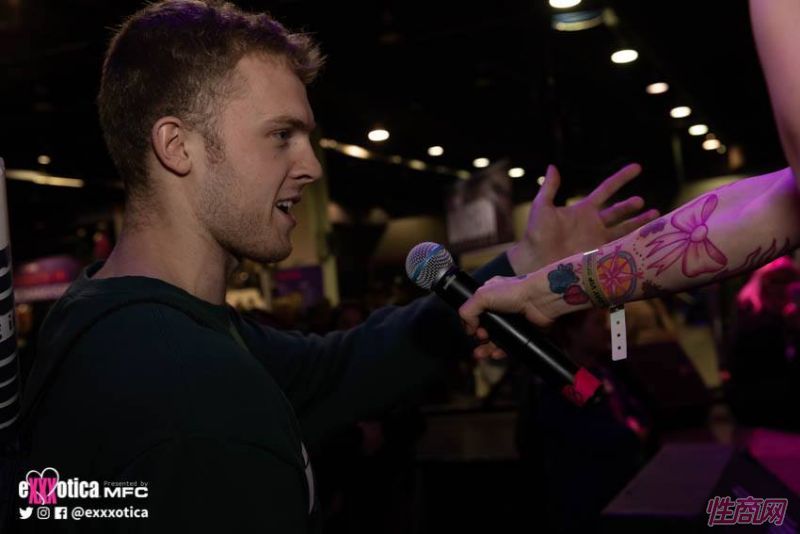 ֥�Ӹ����չexxxotica-����Ӱ�� (38)