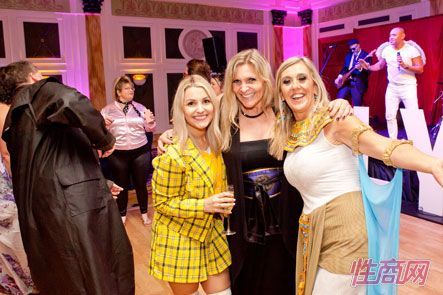 �Ĵ����ǳ���չadultex-չ����Ϸ (8)