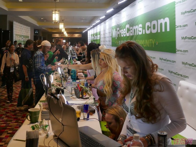 MyFreeCams����Ȥչ��ĳ���