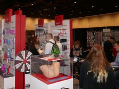 ��Ȥ���չ��