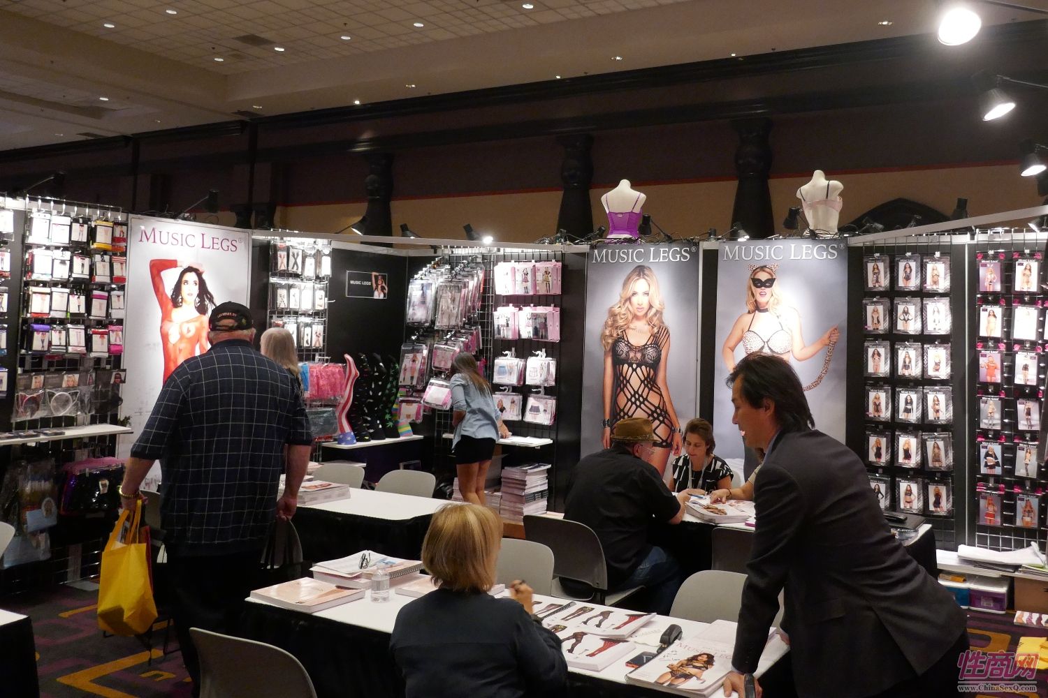 情趣内衣展商MusicLegs