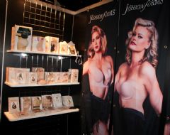 �����ڿ�����չ��