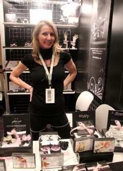 ����AltitudeIntimates��Ȥ����չ�������չ��02ͼƬ34