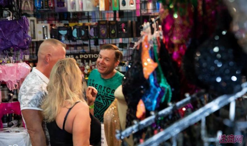 ��Ƶֱ��ƽ̨��¹Exxxotica����չͼƬ16