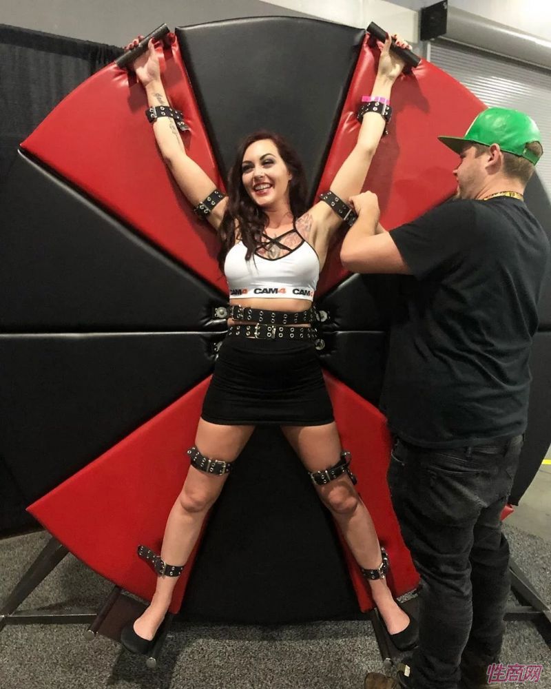 ��Ƶֱ��ƽ̨��¹Exxxotica����չͼƬ48