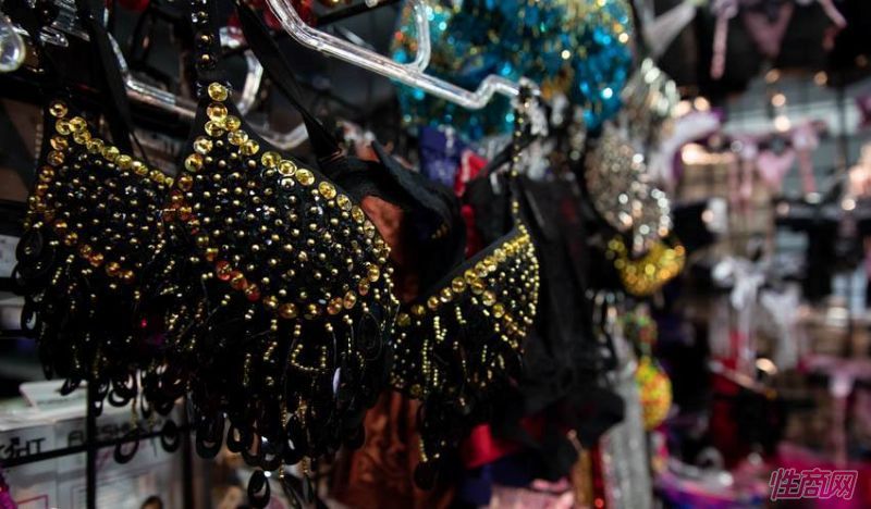 ����Exxxoticaչ���Ϊý��Ľ���ͼƬ26