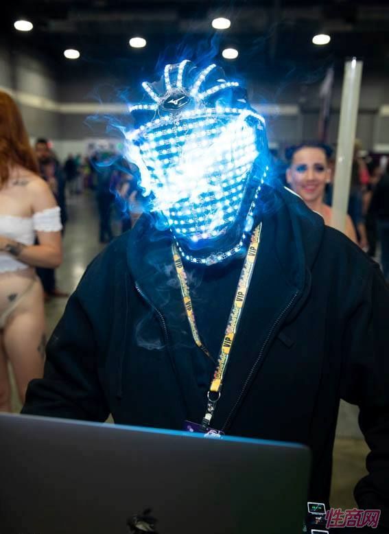 ����Exxxoticaչ���Ϊý��Ľ���ͼƬ41