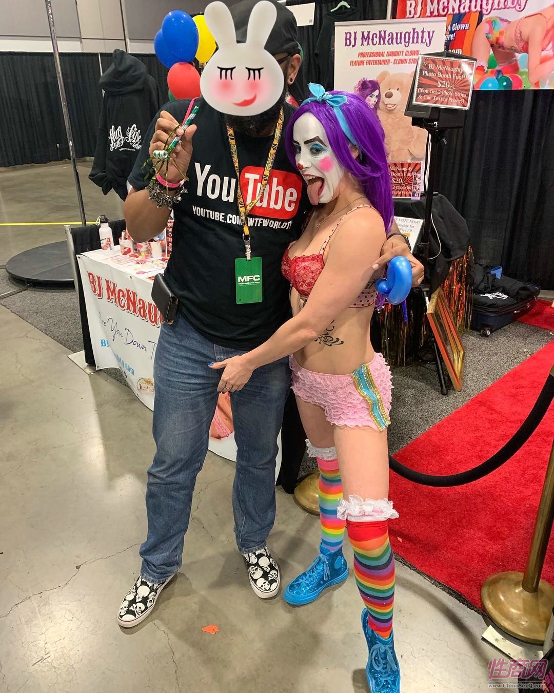 美国Exxxotica成人展成为年轻情侣的打卡圣地图片10