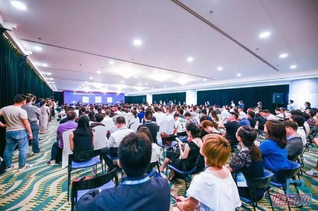 19�й������˹���������չ-չ���ֳ� (17)