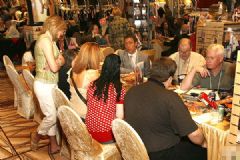 2004������Ȥ����չIinternationalLingerieShow���ʼ�ͼƬ18