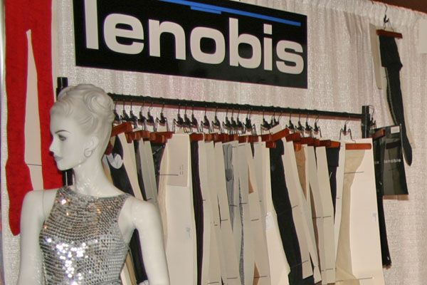 2004������Ȥ����չIinternationalLingerieShow���ʼ�ͼƬ9