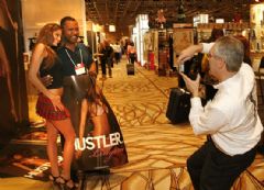 2004������Ȥ����չIinternationalLingerieShow���ʼ�ͼƬ23