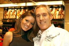 2004������Ȥ����չIinternationalLingerieShow���ʼ�ͼƬ25