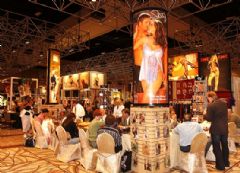 2004������Ȥ����չIinternationalLingerieShow���ʼ�ͼƬ26