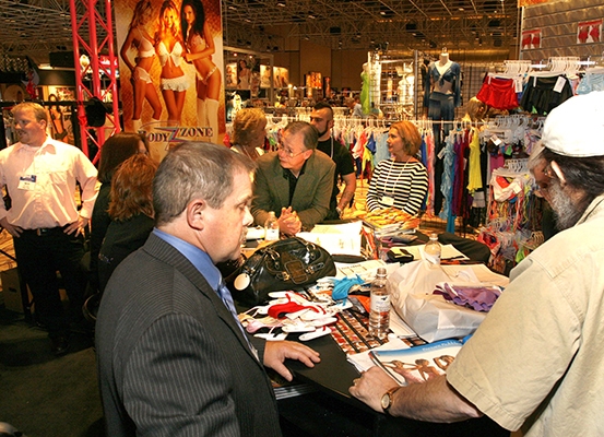 2004美国情趣内衣展IinternationalLingerieShow精彩集图片29