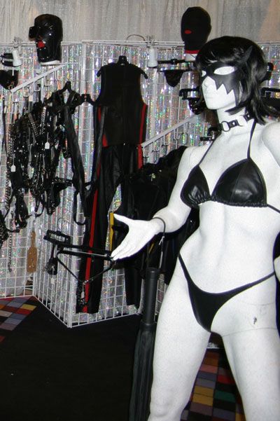 2004������Ȥ����չInternationalLingerieShow��Ůģ��ͼƬ12