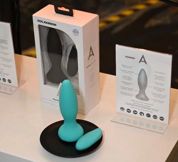 夏季洛杉矶成人展anme:产品展示 (2)