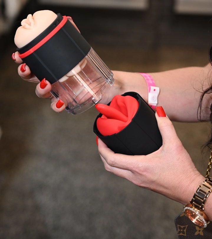 夏季洛杉矶成人展anme:产品展示 (27)