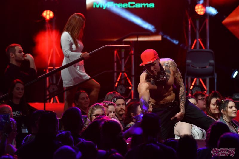 19�Ĵ����ǲ���˹�����չSexpo63