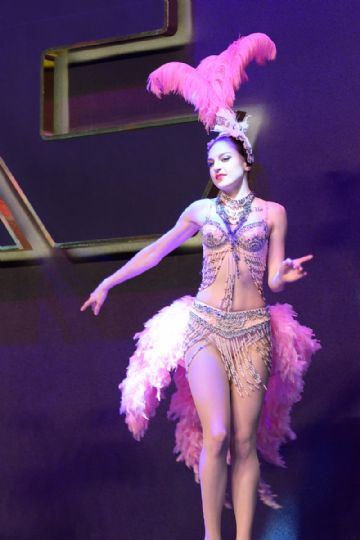 ����˹Ů��