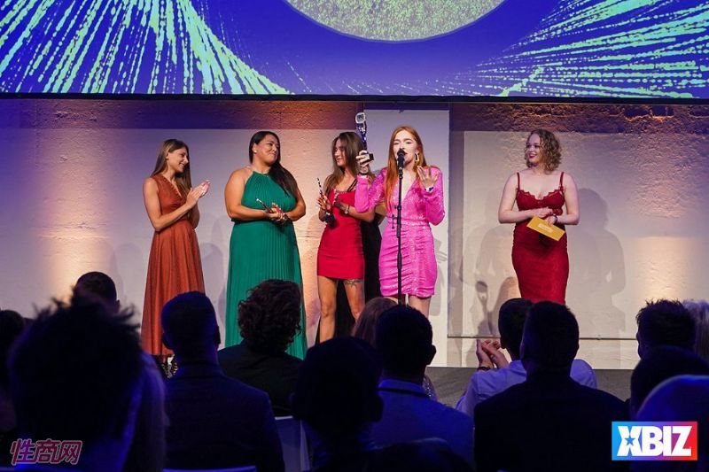 19ŷ�޳�����Ȥ�󽱰佱�ֳ� (6)