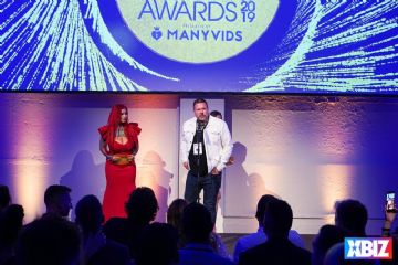 19ŷ�޳�����Ȥ�󽱰佱�ֳ� (12)