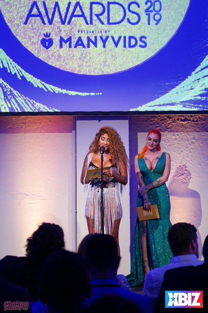 19ŷ�޳�����Ȥ�󽱰佱�ֳ� (61)