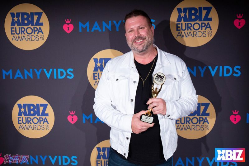 19ŷ�޳�����Ȥ�󽱻�Ӱ�Ǽ���ҵ (4)