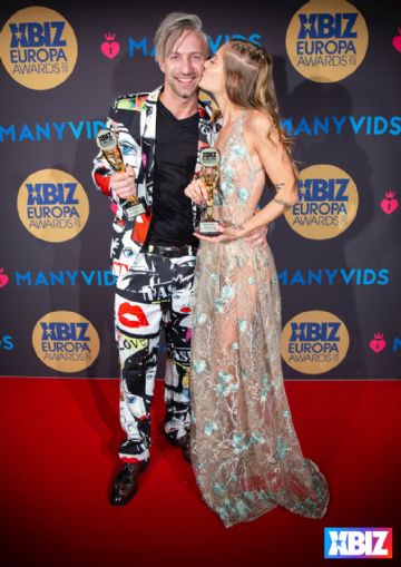 19ŷ�޳�����Ȥ�󽱻�Ӱ�Ǽ���ҵ (10)