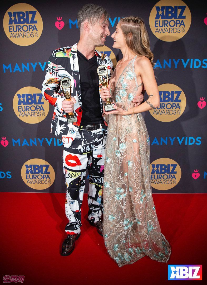 19ŷ�޳�����Ȥ�󽱻�Ӱ�Ǽ���ҵ (11)