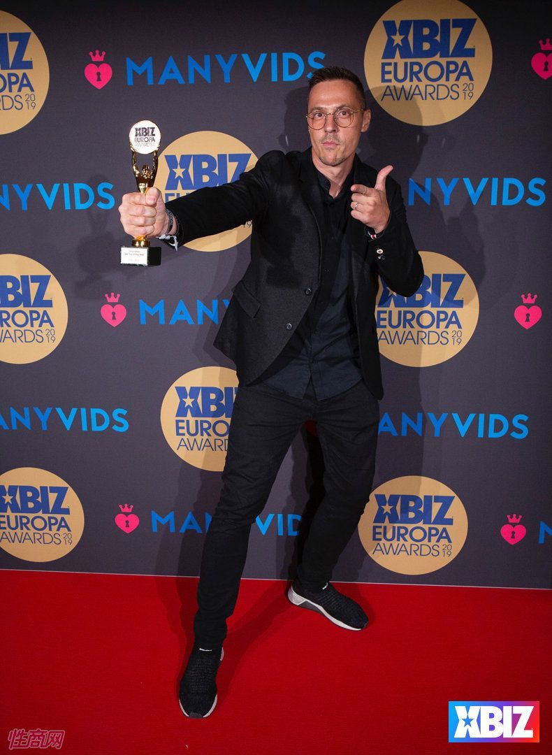 19ŷ�޳�����Ȥ�󽱻�Ӱ�Ǽ���ҵ (13)