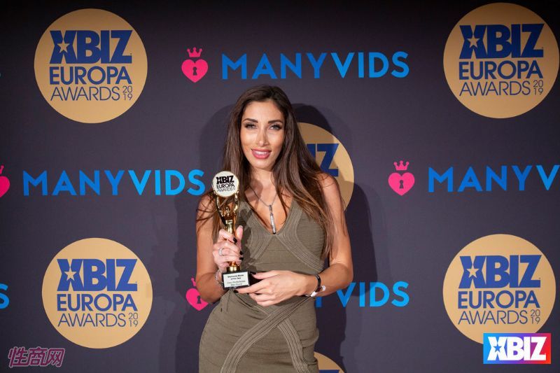 19ŷ�޳�����Ȥ�󽱻�Ӱ�Ǽ���ҵ (18)