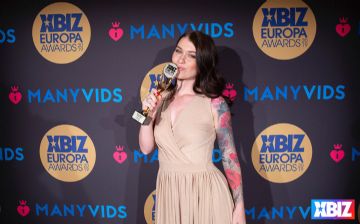 19ŷ�޳�����Ȥ�󽱻�Ӱ�Ǽ���ҵ (23)