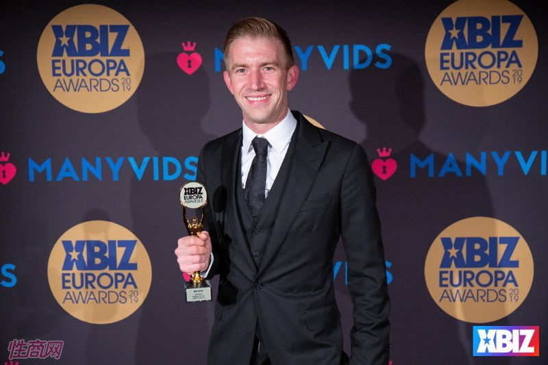 19ŷ�޳�����Ȥ�󽱻�Ӱ�Ǽ���ҵ (39)