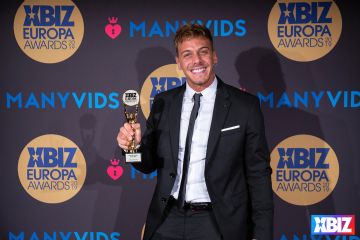 19ŷ�޳�����Ȥ�󽱻�Ӱ�Ǽ���ҵ (45)