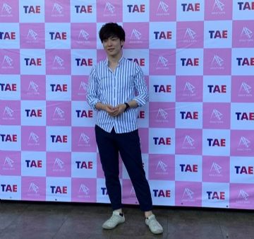 �ձ�������ޱ���żα�һ��